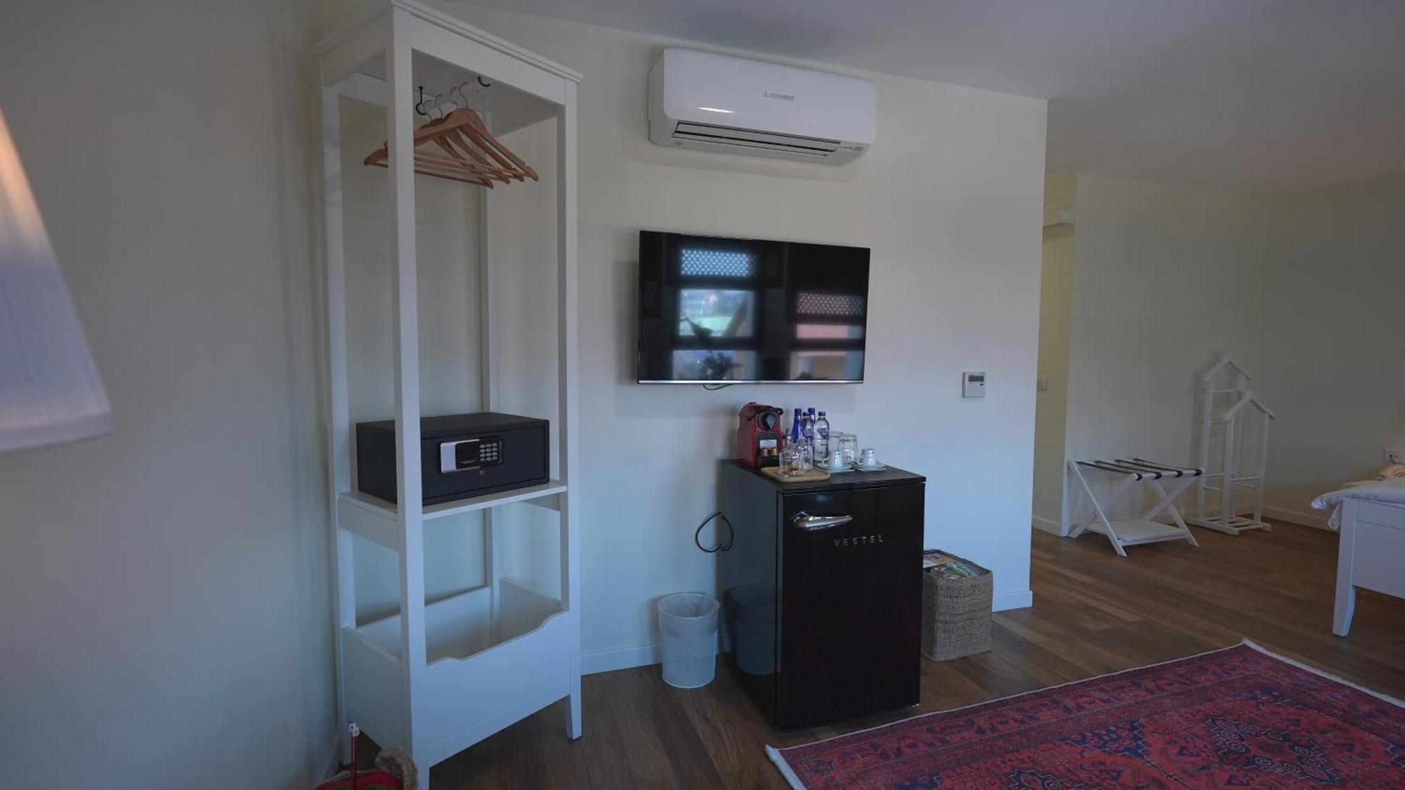 Pertevniyal Aziziye Hotel Konya Bagian luar foto