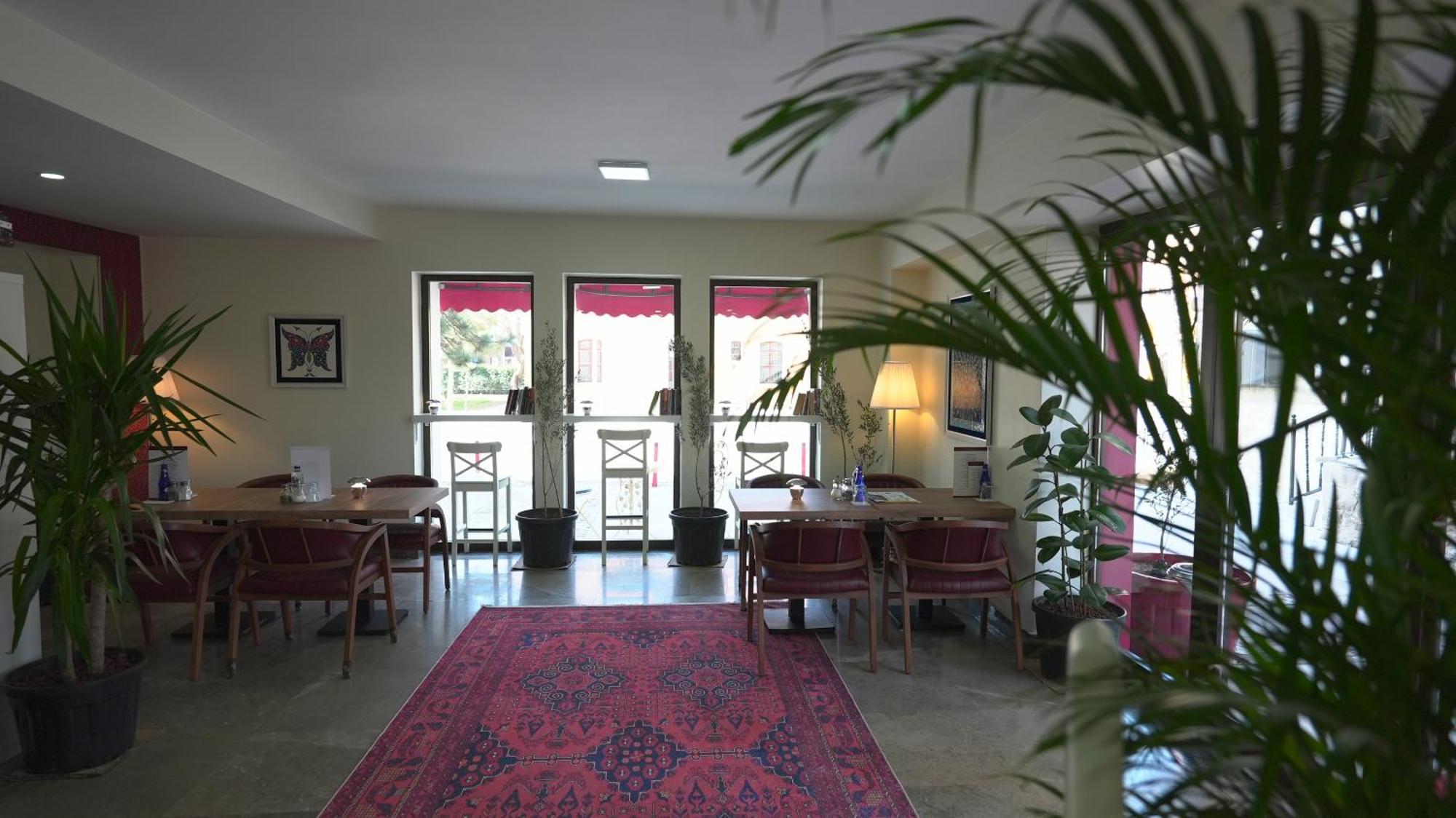 Pertevniyal Aziziye Hotel Konya Bagian luar foto