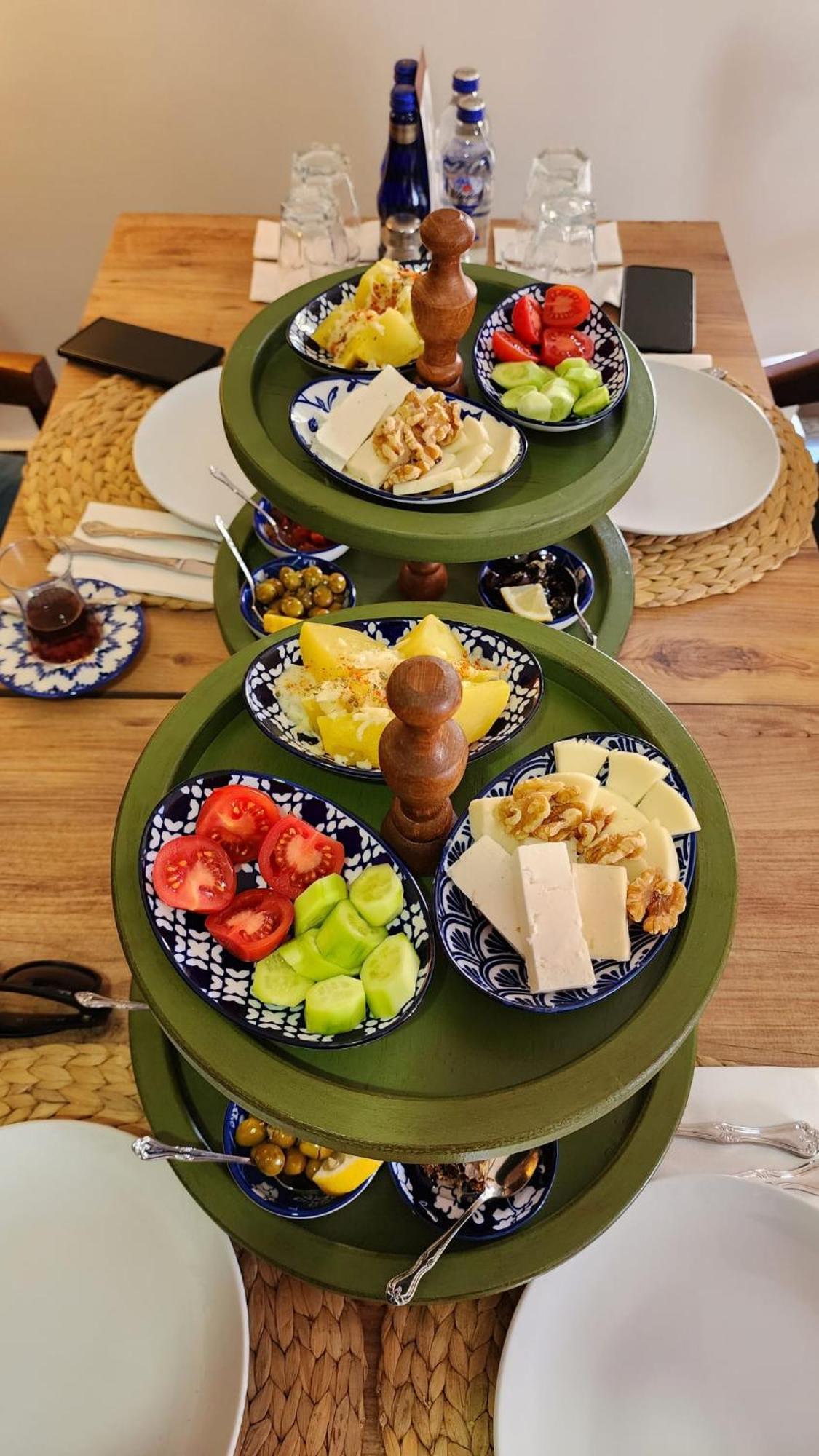 Pertevniyal Aziziye Hotel Konya Bagian luar foto